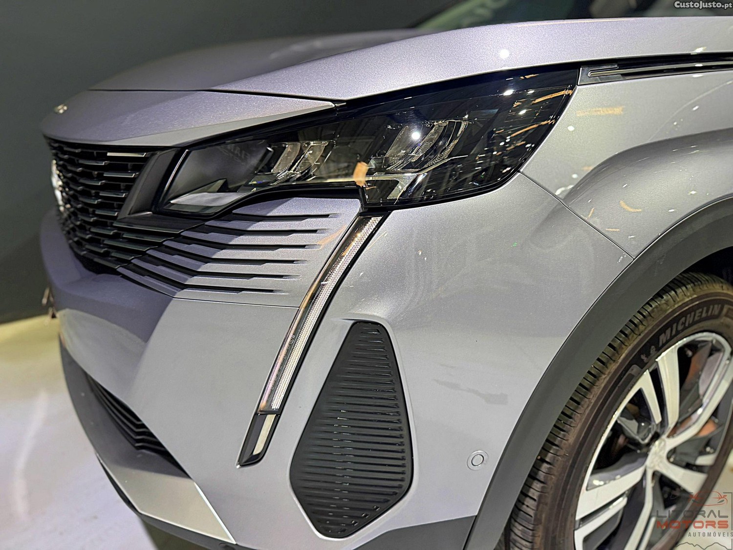 Peugeot 3008 1.2 PureTech Allure Pack EAT8 — fotografia 21