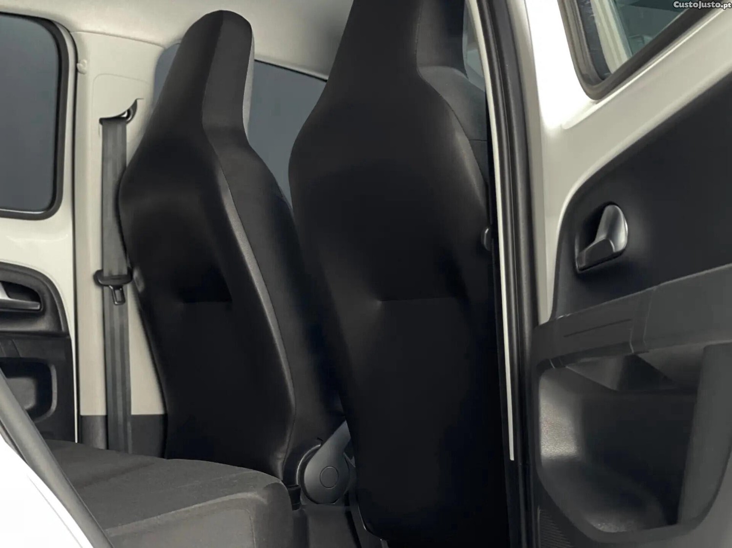 Volkswagen Up! 1.0 BMT Move — fotografia 5