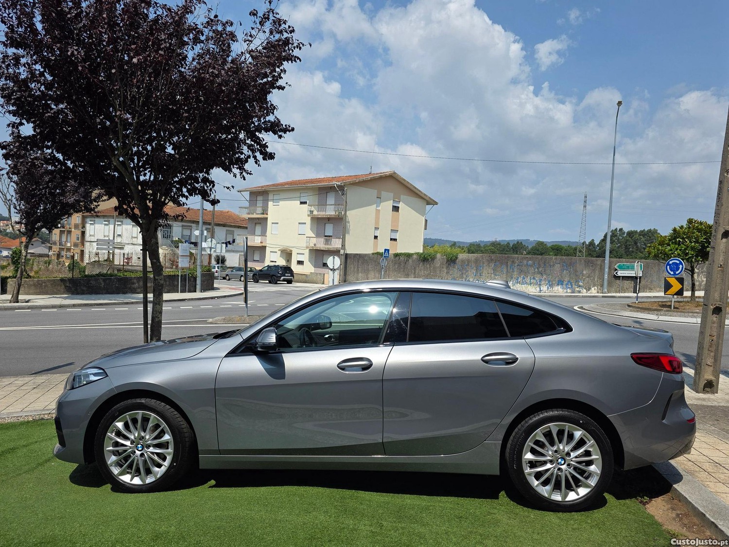 BMW 216 d Line Sport — fotografia 24