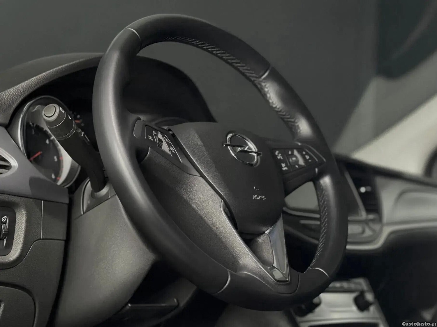 Opel Astra 1.5 D Business Edition S/S — fotografia 10