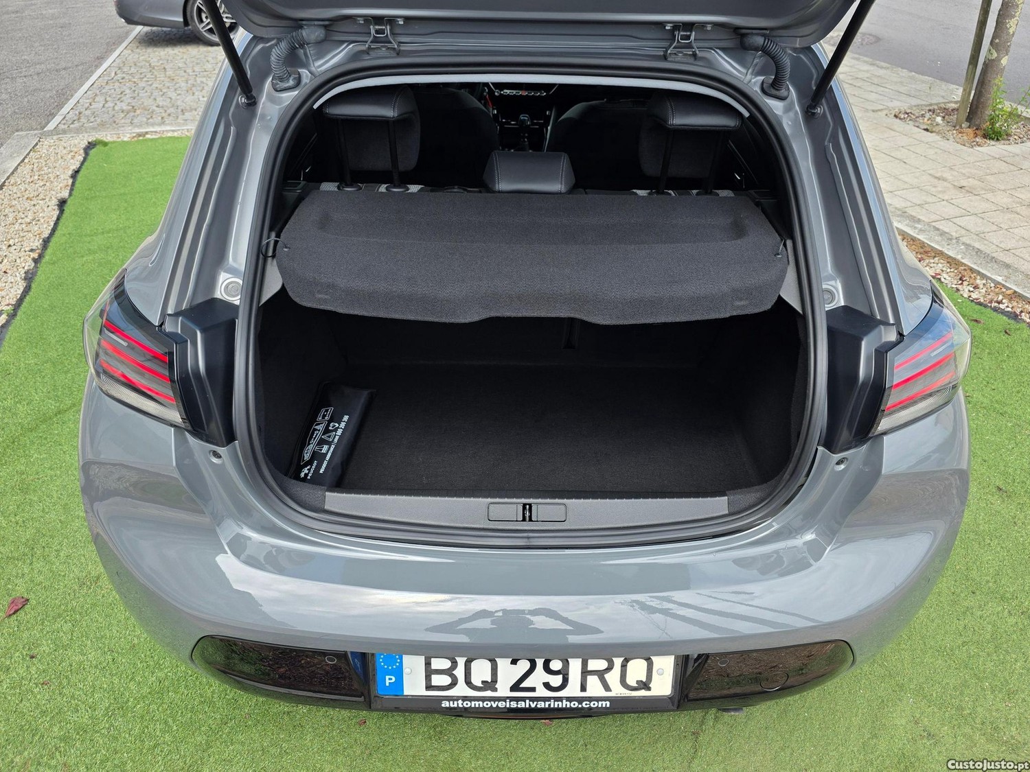 Peugeot 208 1.2 PureTech Allure Pack — fotografia 3