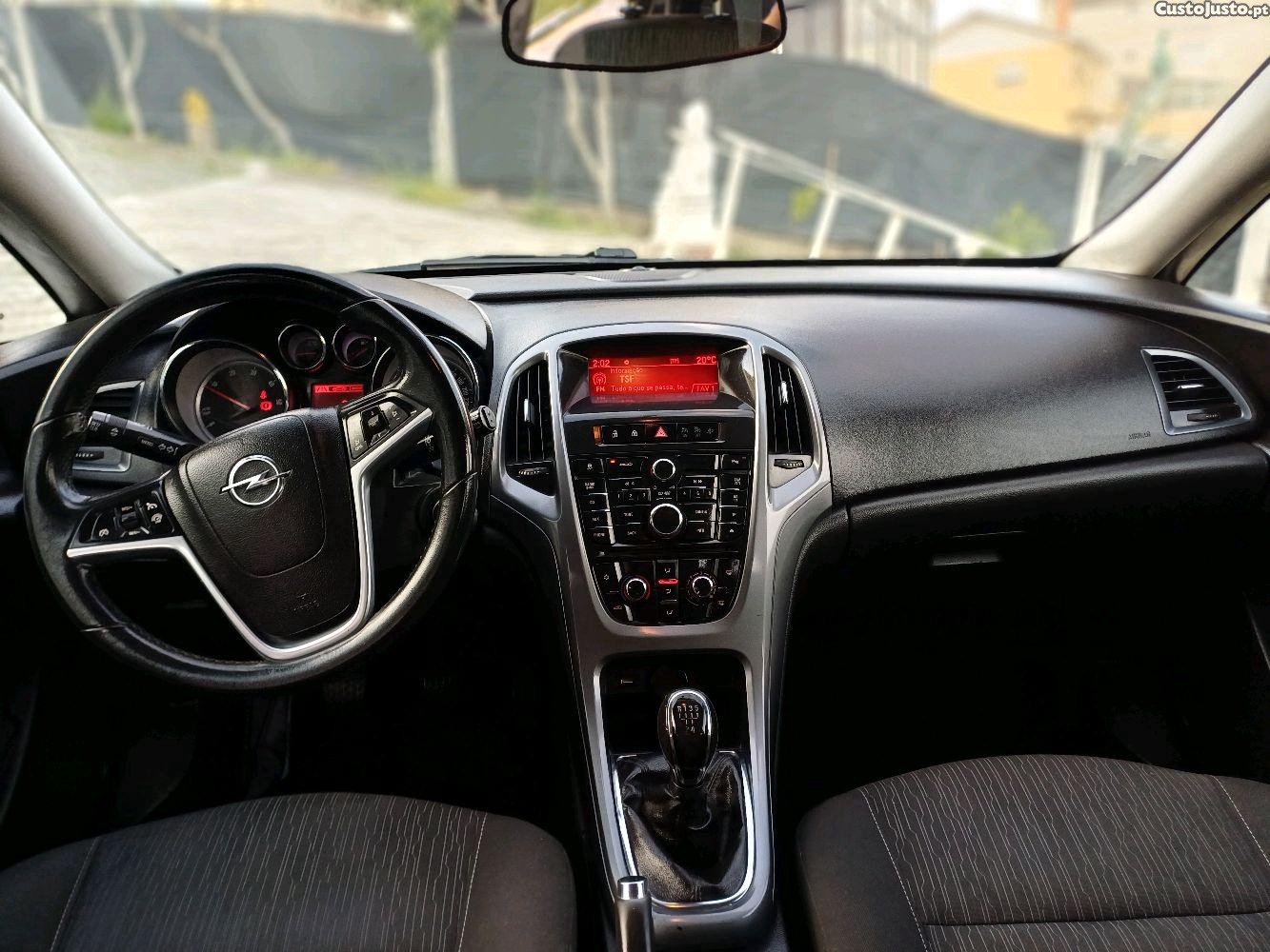 Opel Astra disel 159 mil — fotografia 9
