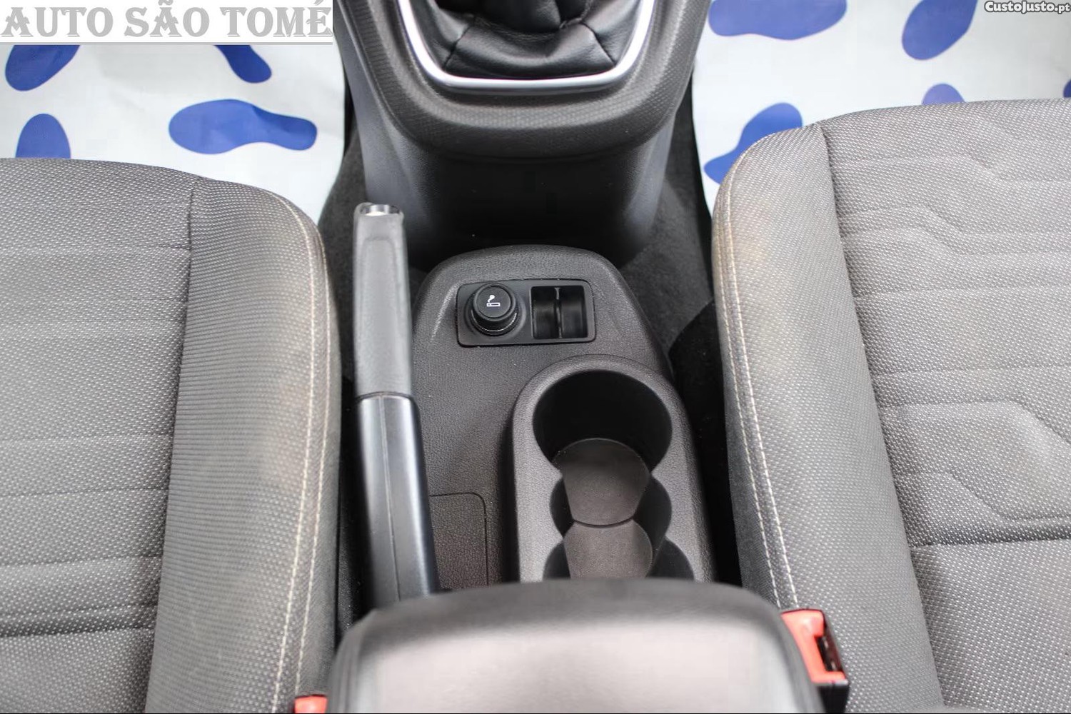 Ford Tourneo 1.5 Mobilidade Reduzida — fotografia 9