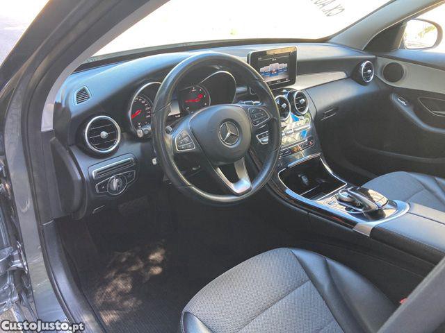 Mercedes-Benz C 180 d Avantgarde Aut. — fotografia 18