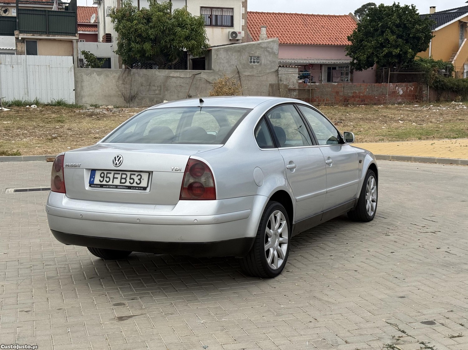 Volkswagen Passat Confortline — fotografia 4