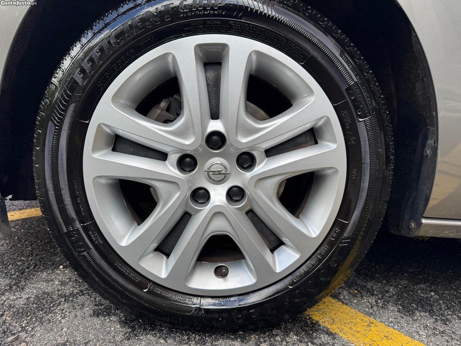 Opel Astra Sports Tourer 1.6 CDTi Cosmo S/S — fotografia 13