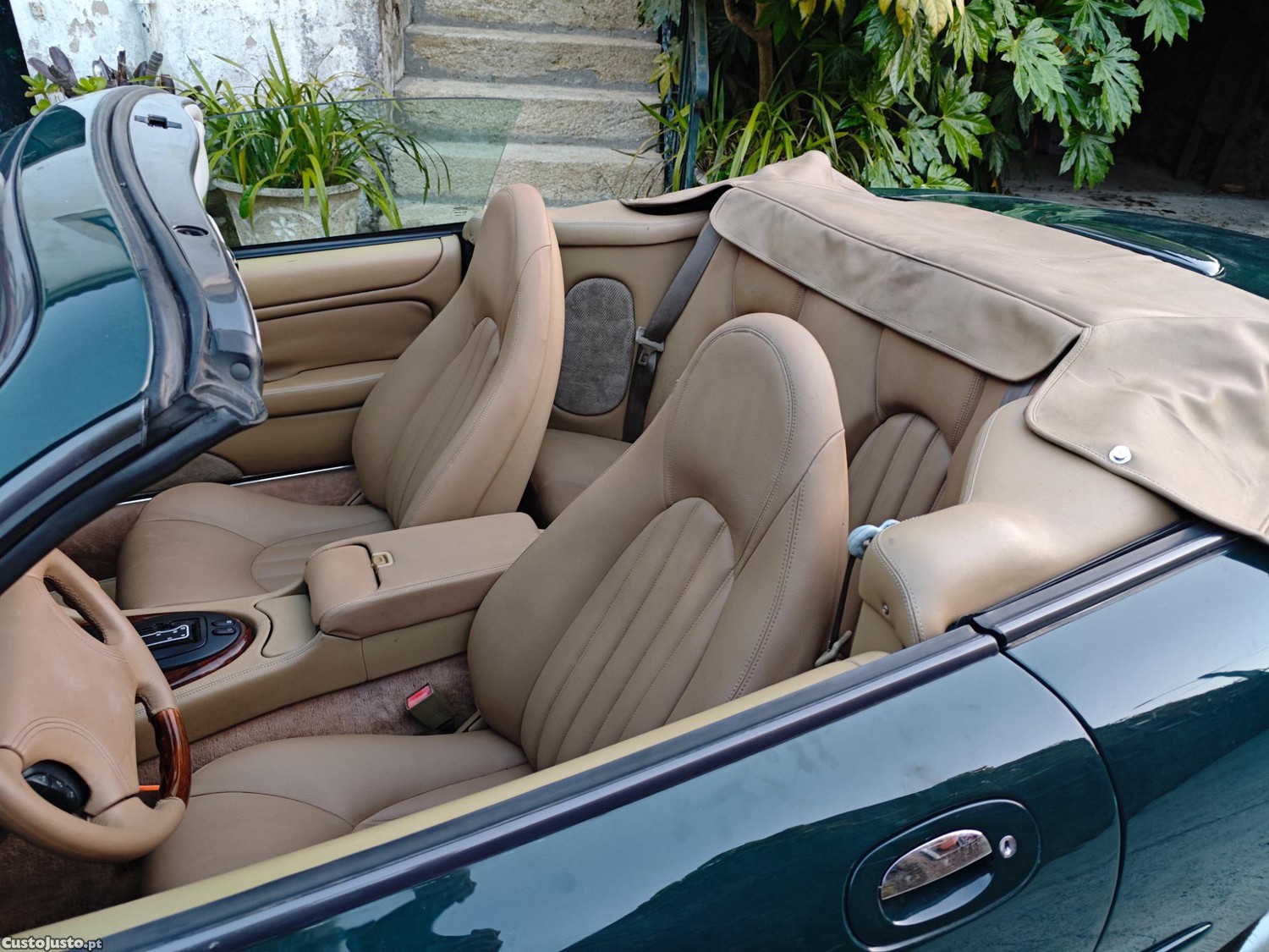 Jaguar XK8 2 Door Sports Convertible - 98 — photo 5