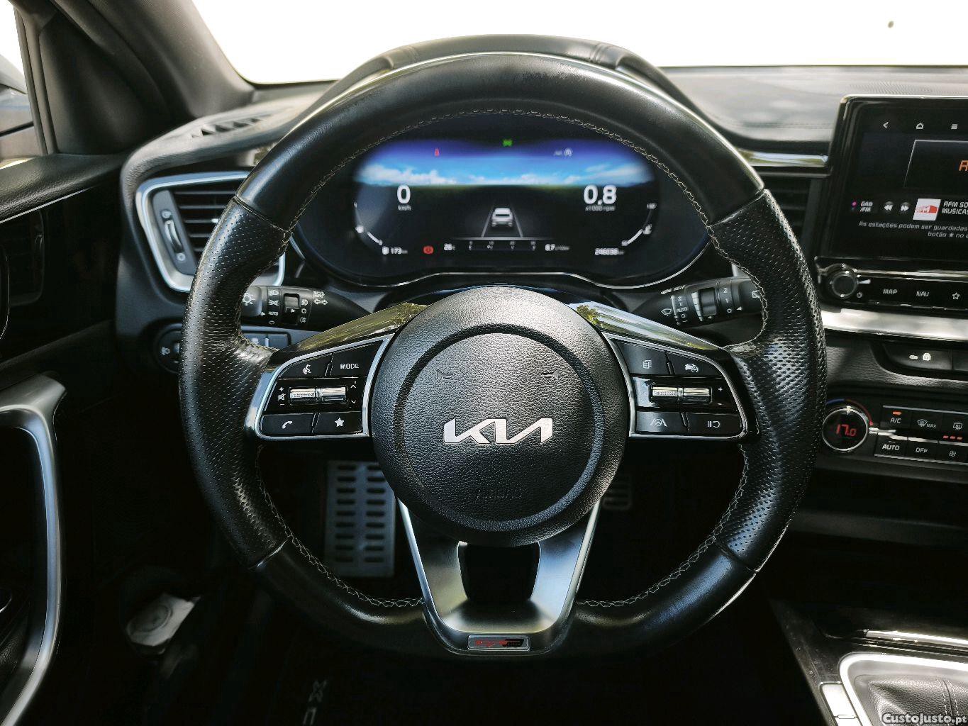 Kia XCeed 1.0 T-GDI 120cv GT LINE — fotografia 3