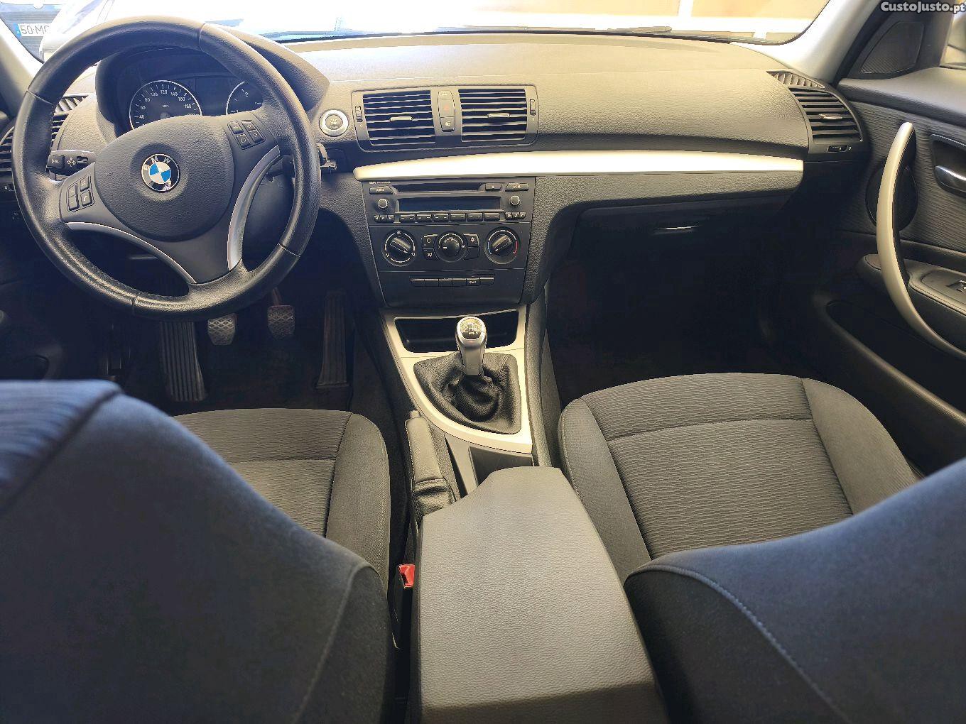 BMW 118 d — fotografia 3