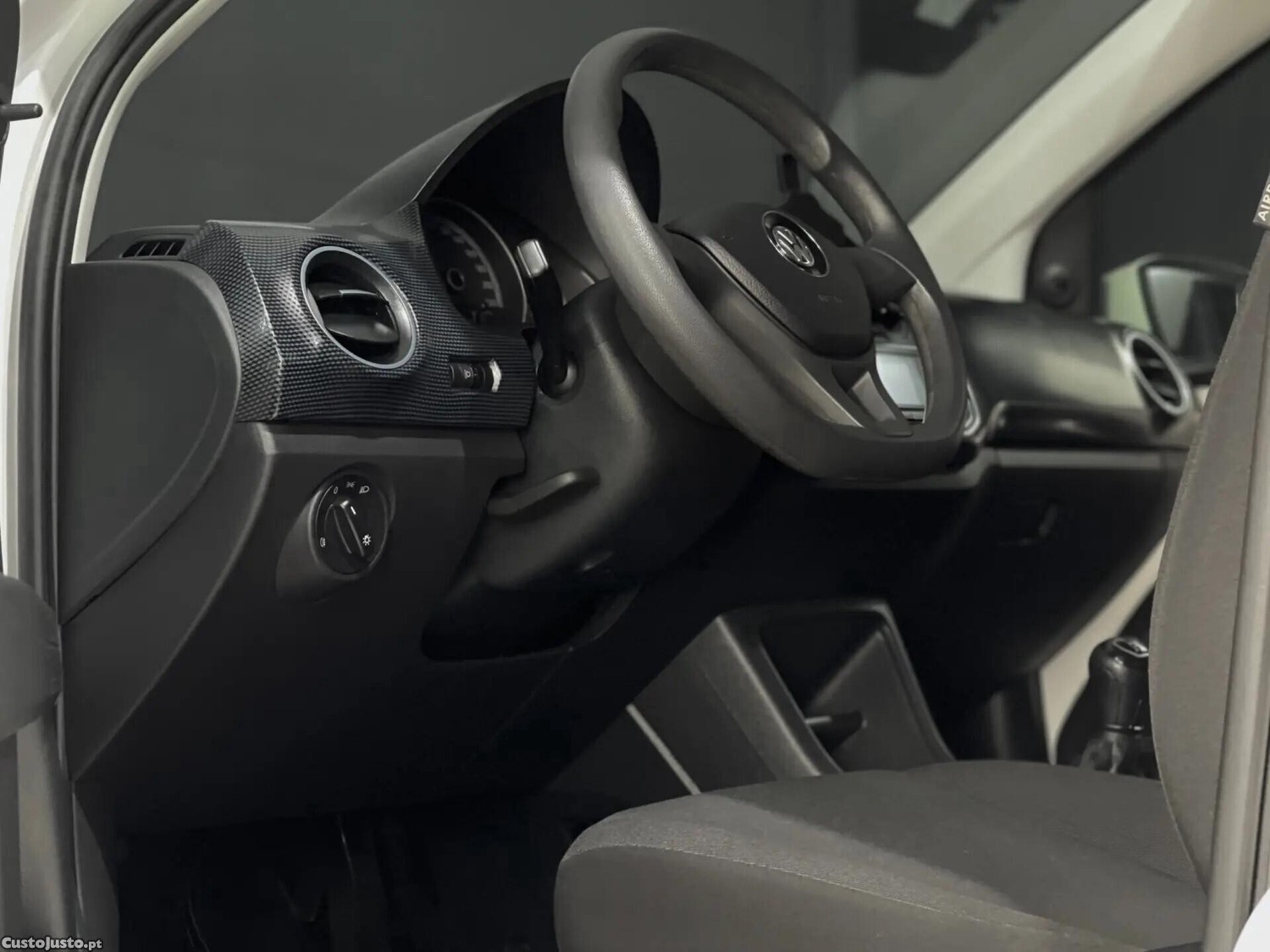 Volkswagen Up! 1.0 BMT Move — fotografia 12