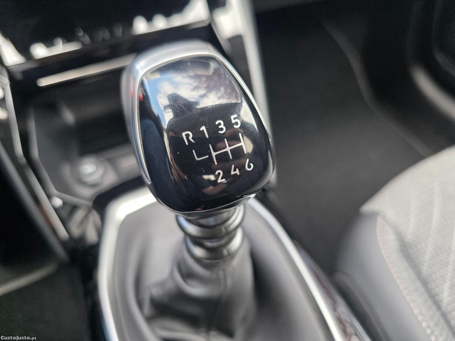 Peugeot 208 1.2 PureTech Allure Pack — fotografia 11