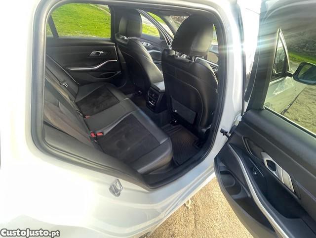 BMW 320 d Touring Pack M Auto — fotografia 4