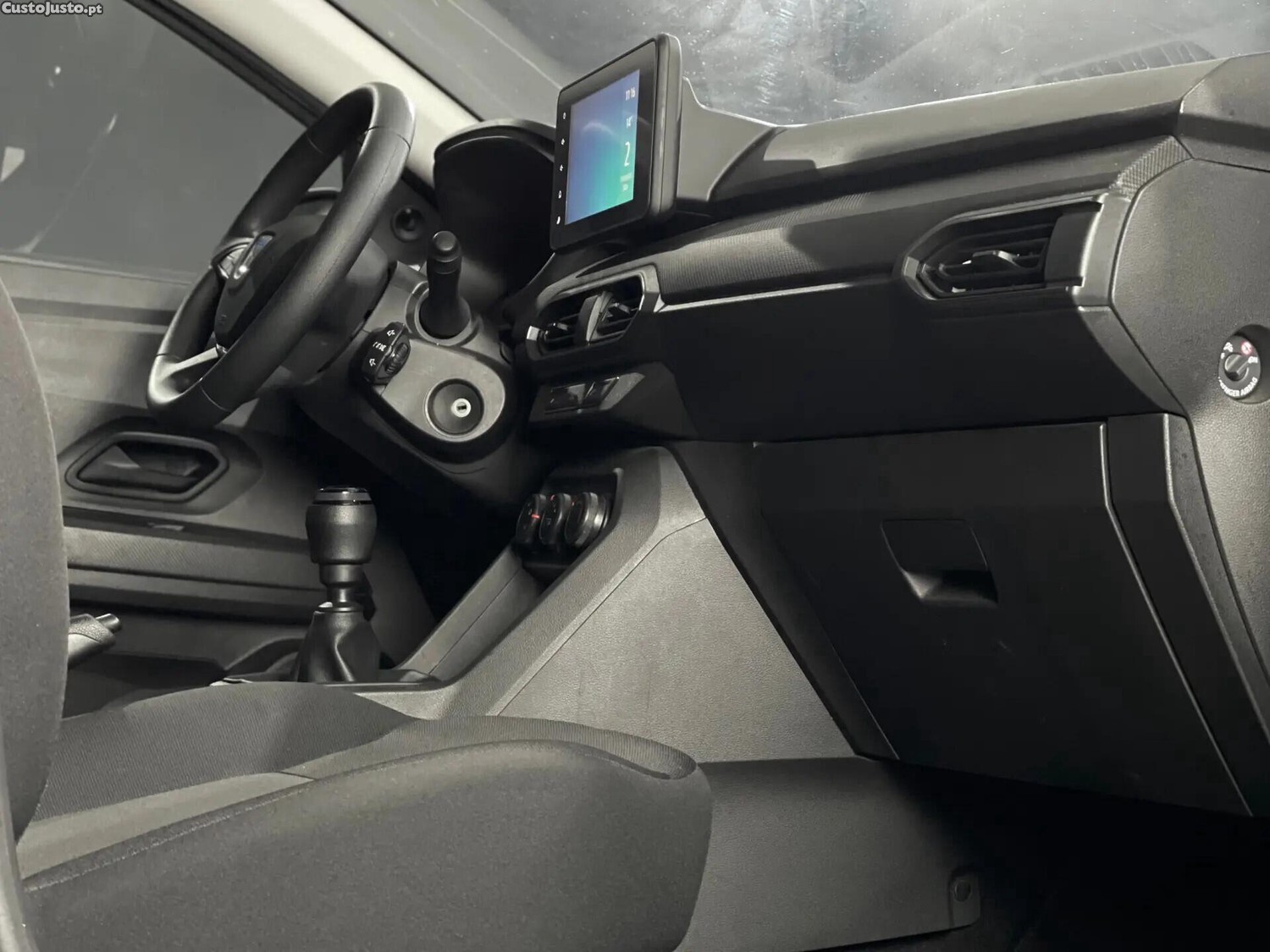 Dacia Sandero 1.0 SCe Essential — fotografia 9