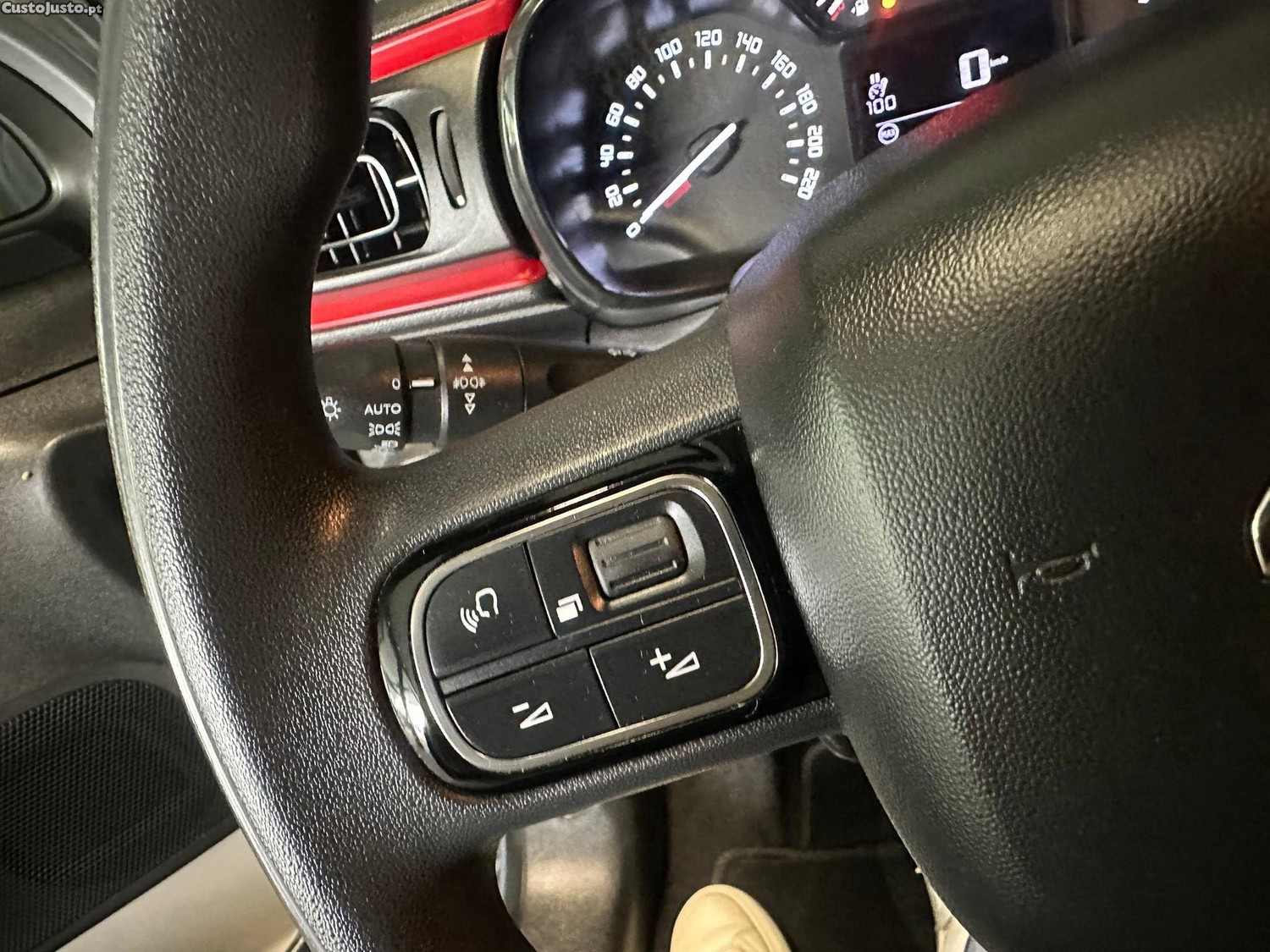 Citroën C3 1.5 BlueHDi C-Series — fotografia 11