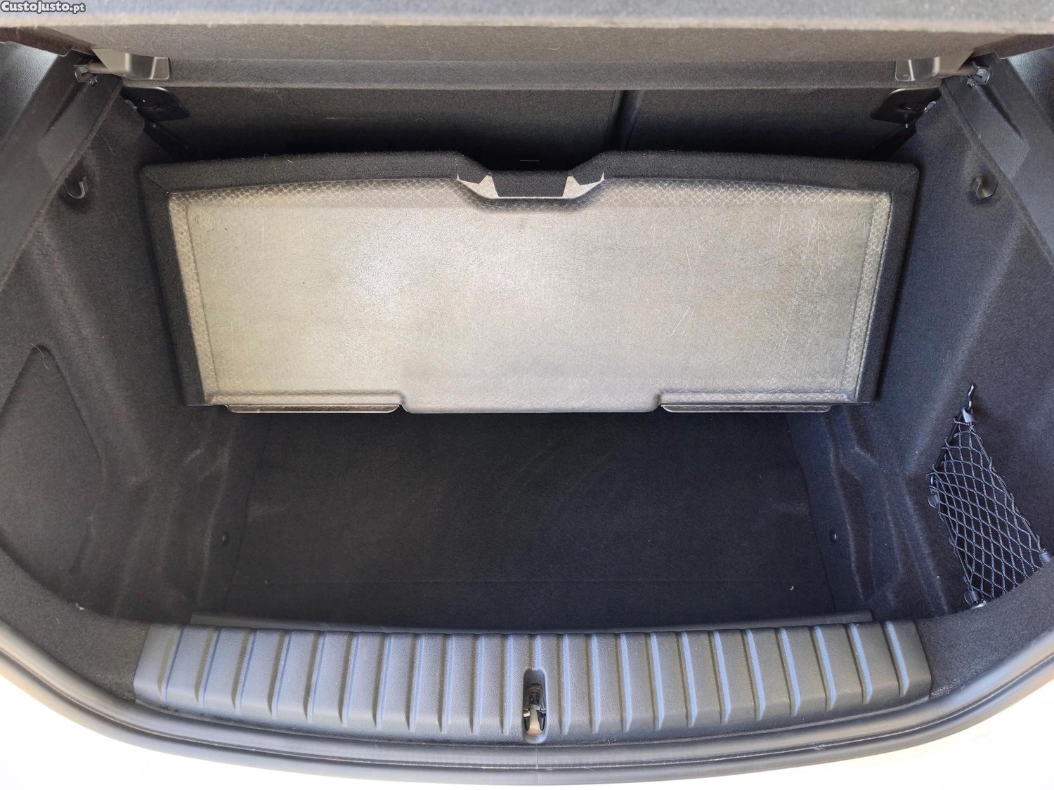 BMW 116 d Pack M 32 mil kms — fotografia 5