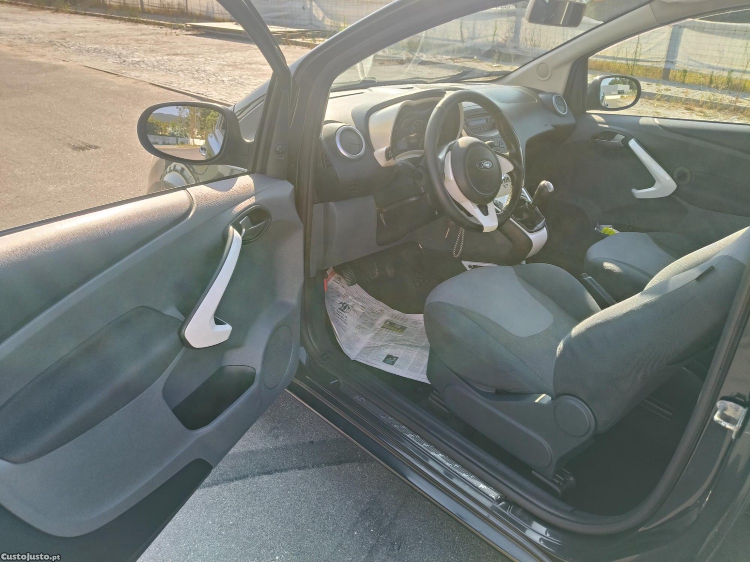 Ford KA 1.3 TDCITitanium — fotografia 5