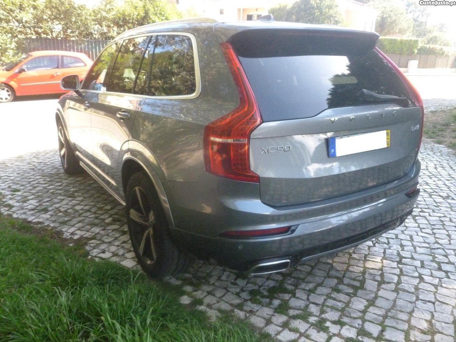 Volvo XC 90 2.0 D4 R-Design Auto — fotografia 14