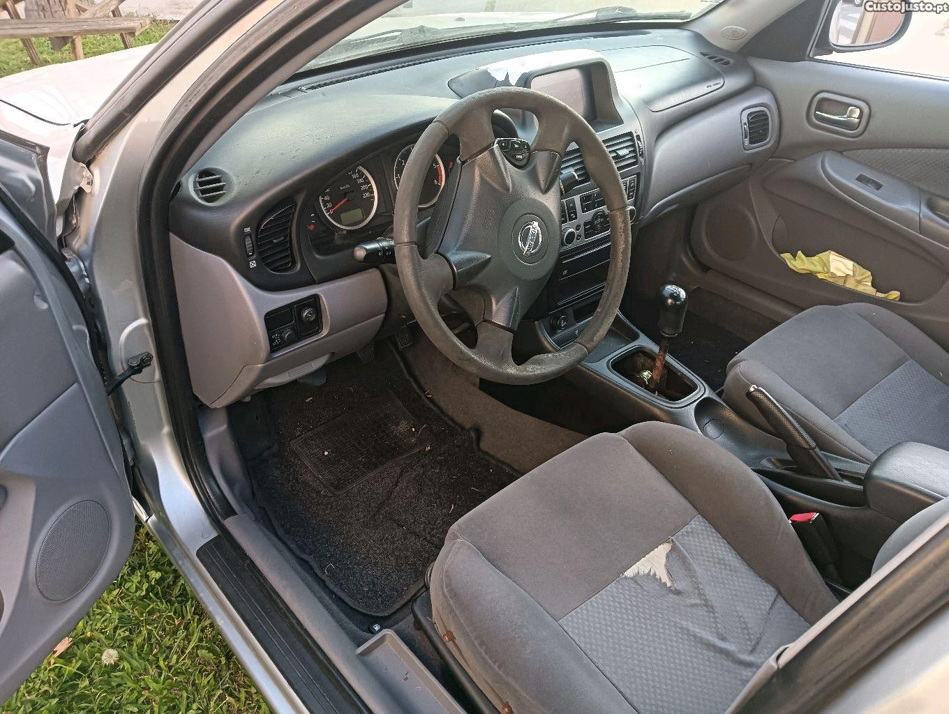 Nissan Almera 1.5 dci — fotografia 4