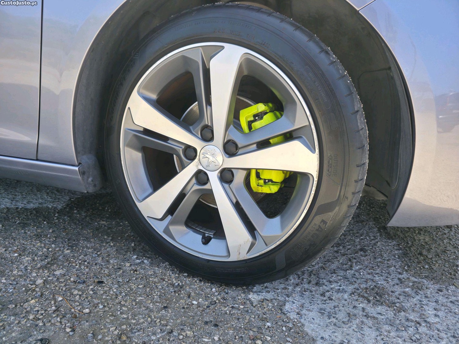 Peugeot 308 Allure — fotografia 8