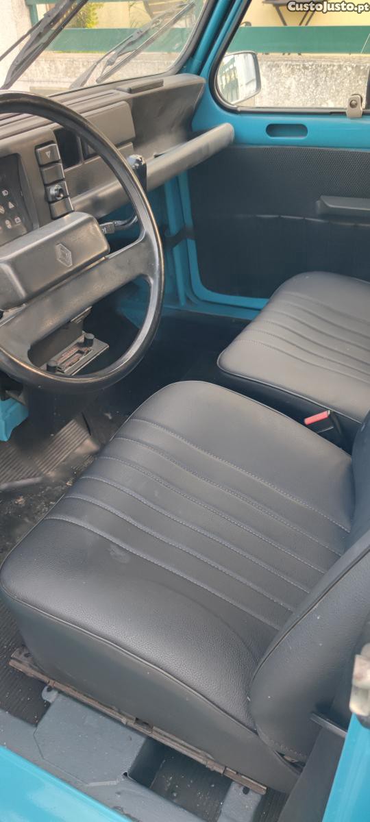 Renault 4 GTL - 82 — photo 3