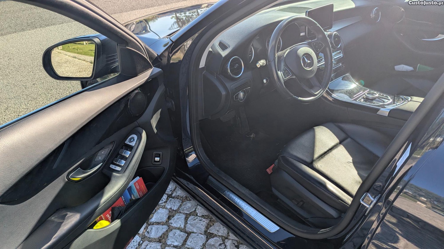 Mercedes-Benz C 220 220 D — fotografia 3