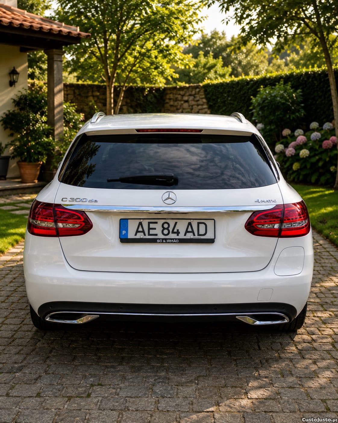 Mercedes-Benz C 300 300 De Plugin Diesel - 20 foto 2