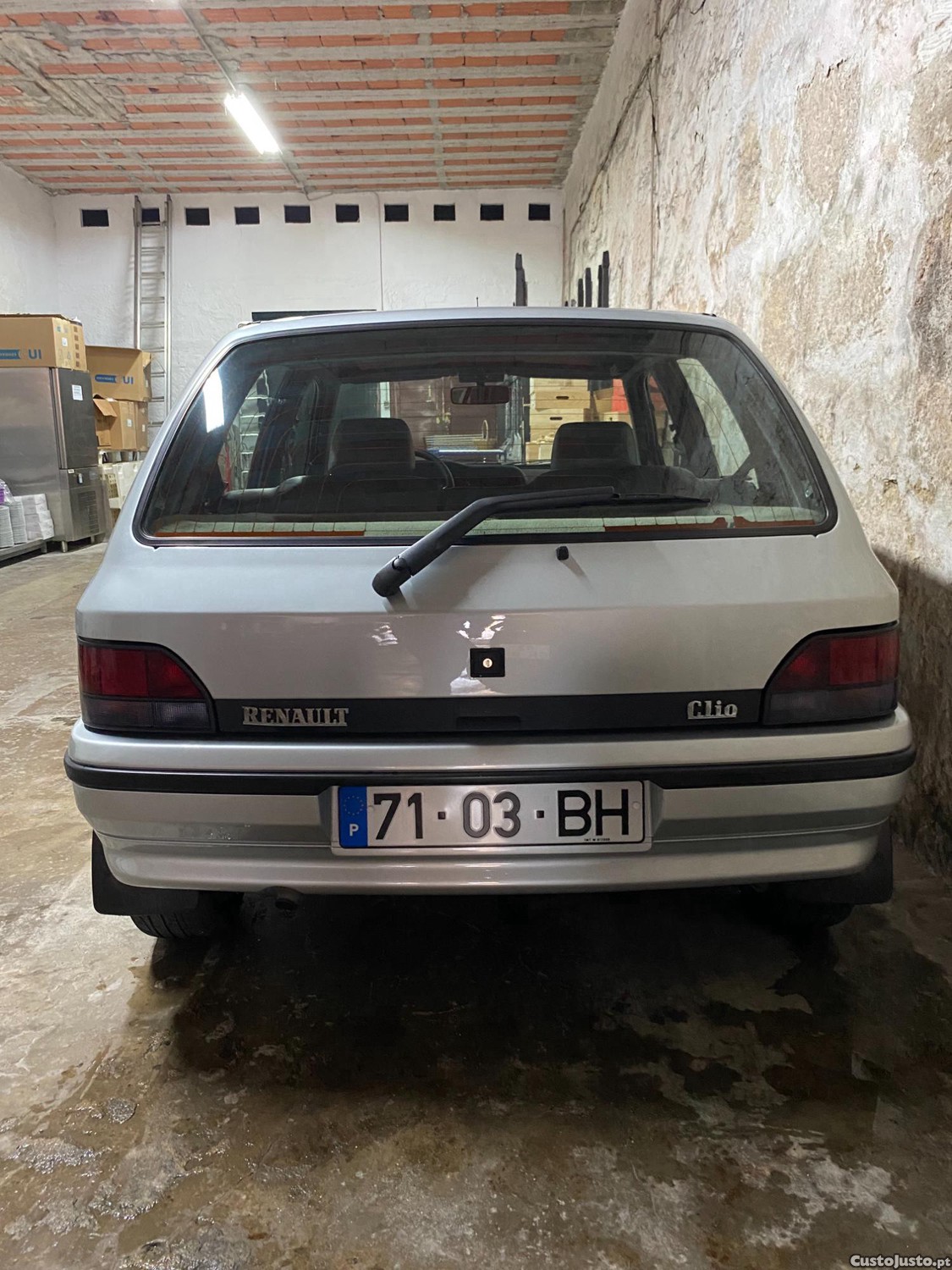Renault Clio baccara 1.4 — fotografia 6
