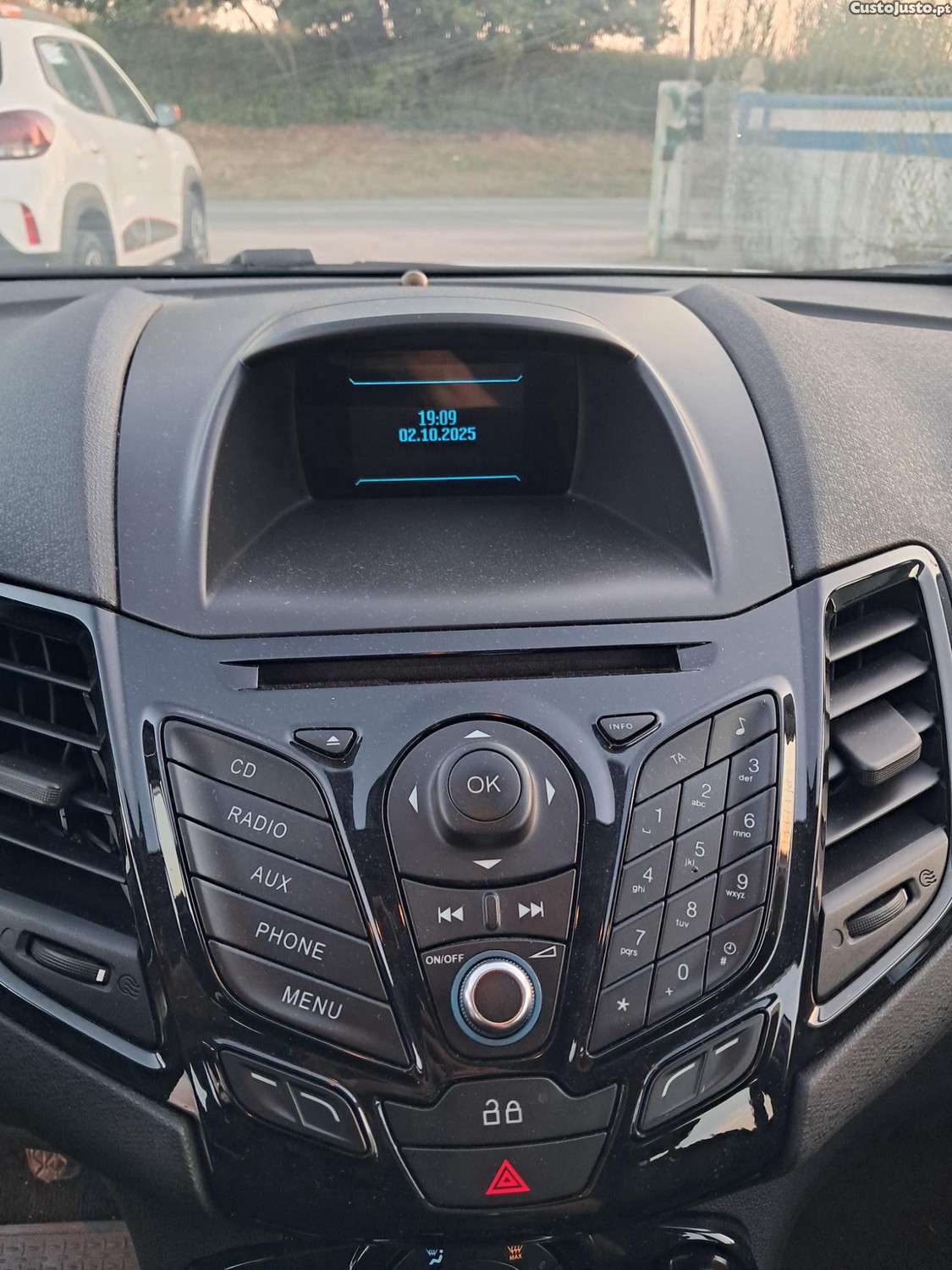 Ford Fiesta Titanium — fotografia 4