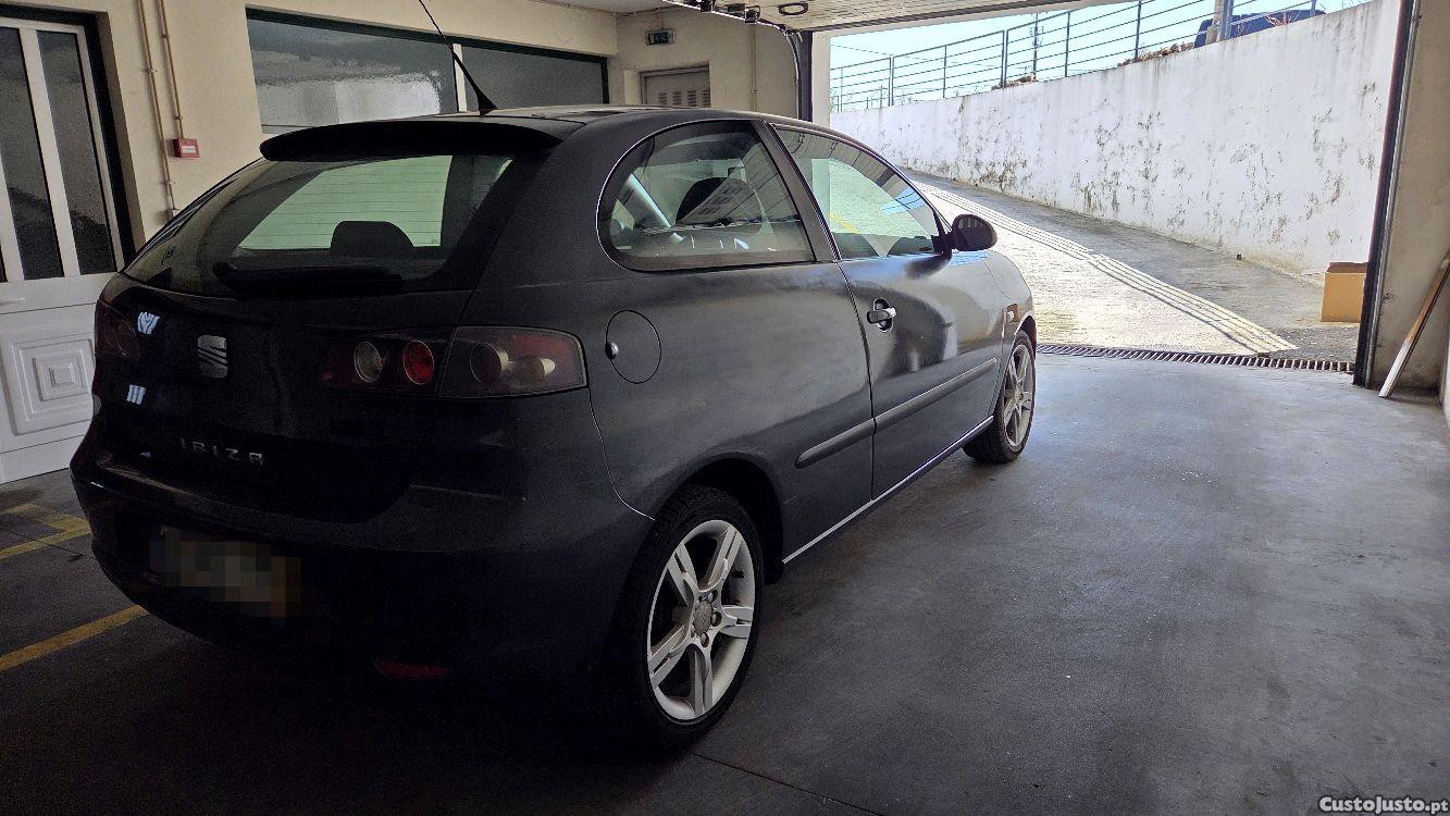 SEAT Ibiza 1.2 12v Sport — fotografia 9