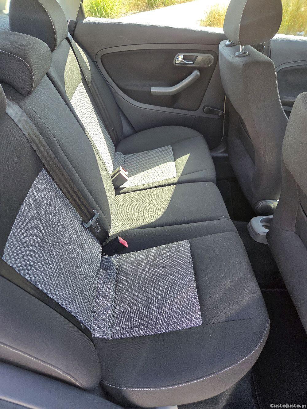 SEAT Ibiza 1.4 TDI Sport — fotografia 6