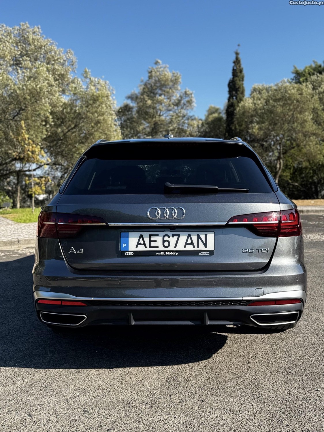 Audi A4 Avant 35 TDI S line — fotografia 3