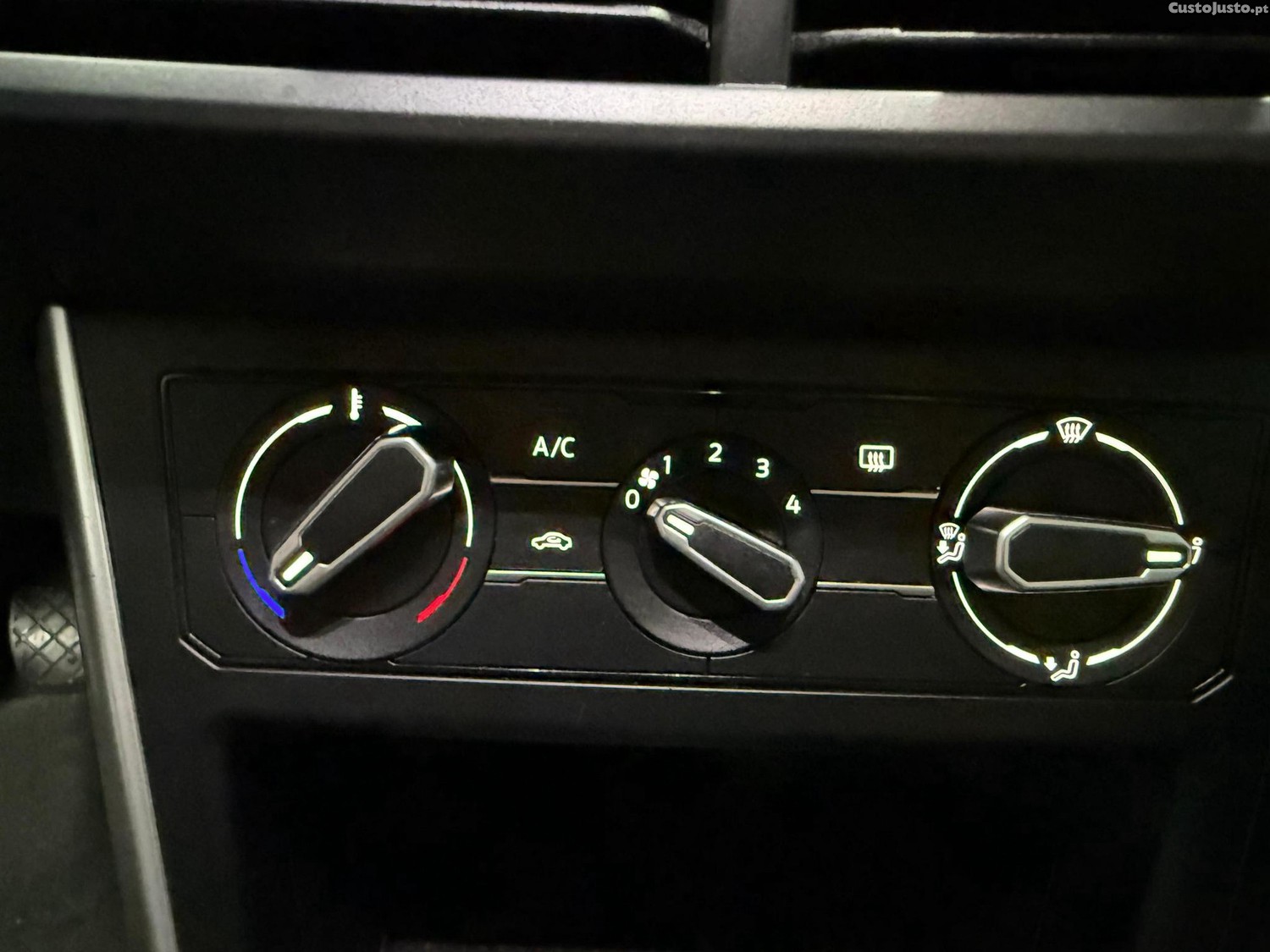Volkswagen Taigo 1.0 TSI Life — fotografia 5