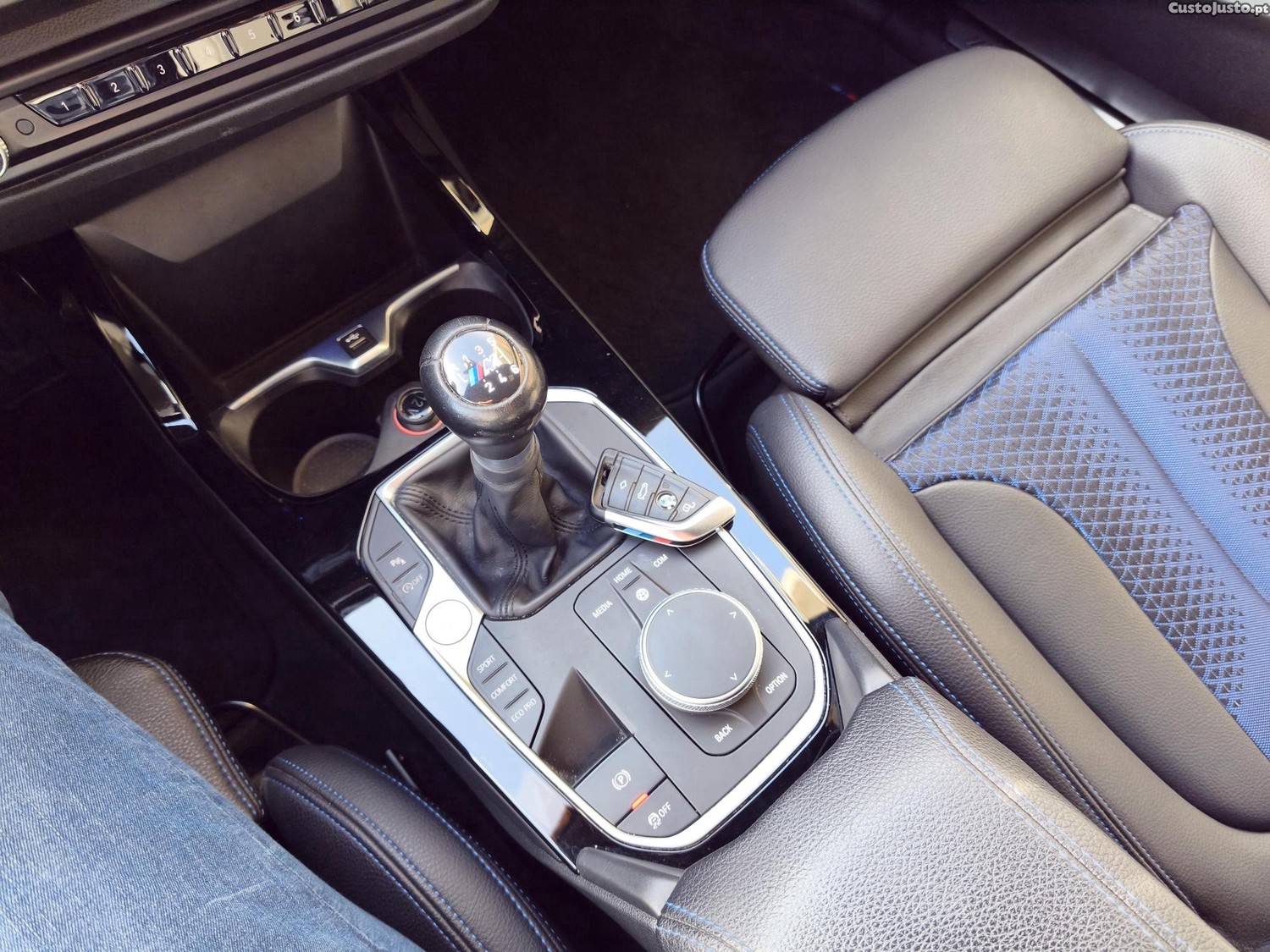 BMW 116 d Pack M 32 mil kms — fotografia 10