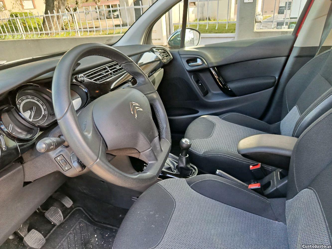 Citroën C3 1.1 VTI 2014 60000 km — fotografia 6