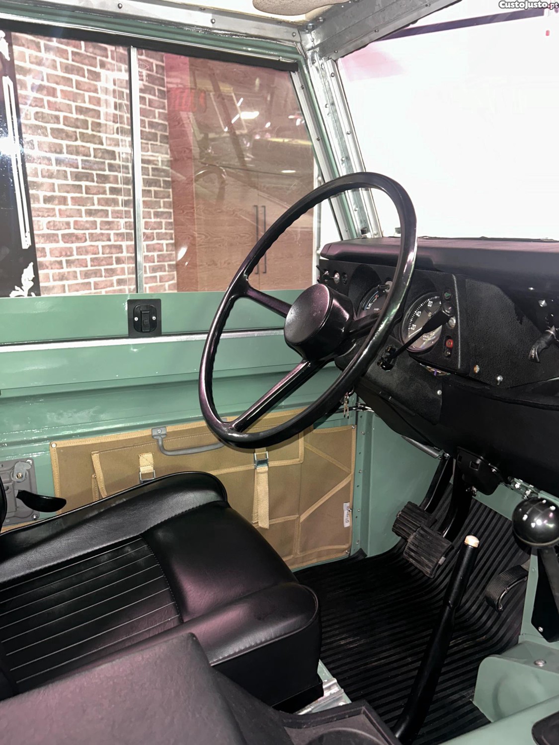 Land Rover Serie III Long 109 — fotografia 3