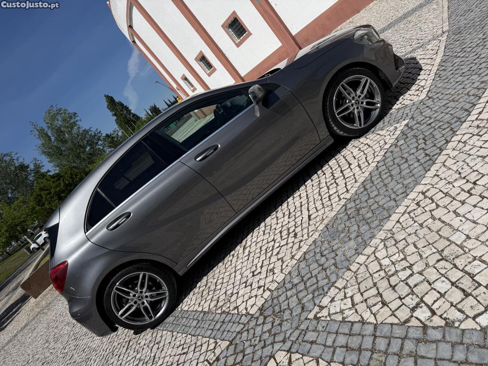 Mercedes-Benz A 180 d Style Novíssimo — fotografia 9