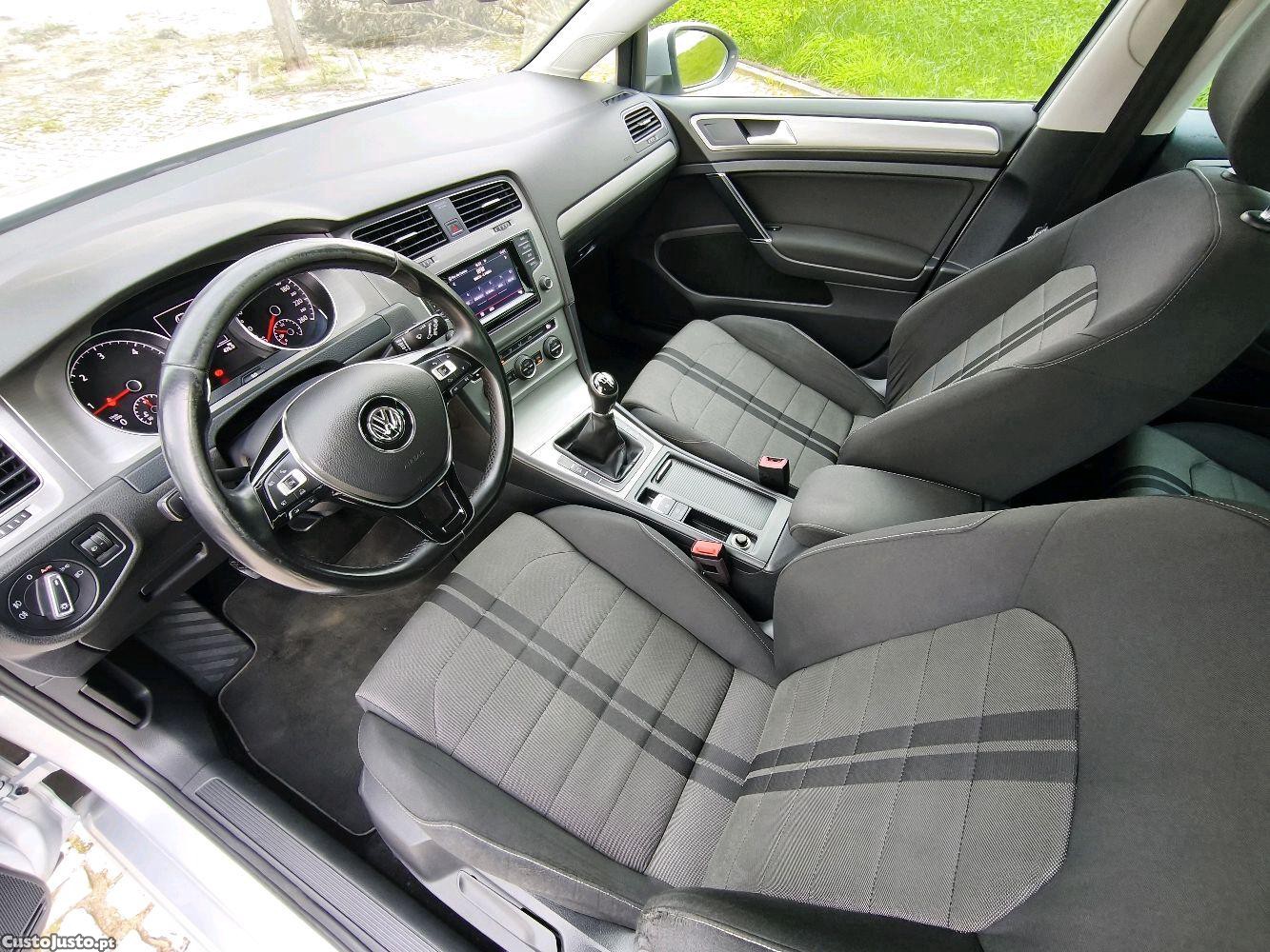 Volkswagen Golf 7 Sportline 1.6 TDi 105cv — fotografia 8