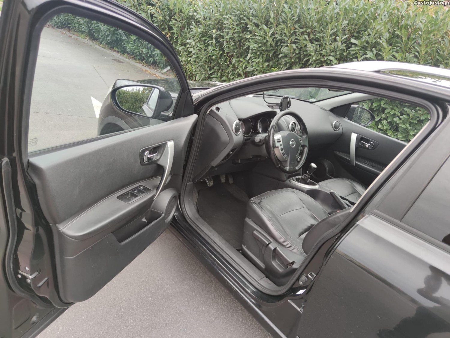 Nissan Qashqai + 2 — fotografia 7