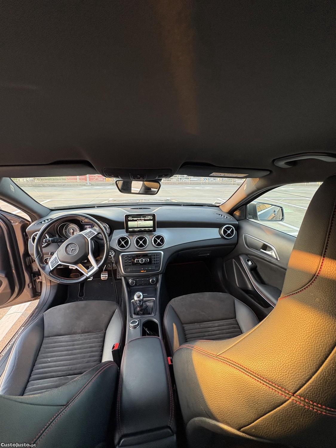 Mercedes-Benz GLA 200 AMG Line — fotografia 7
