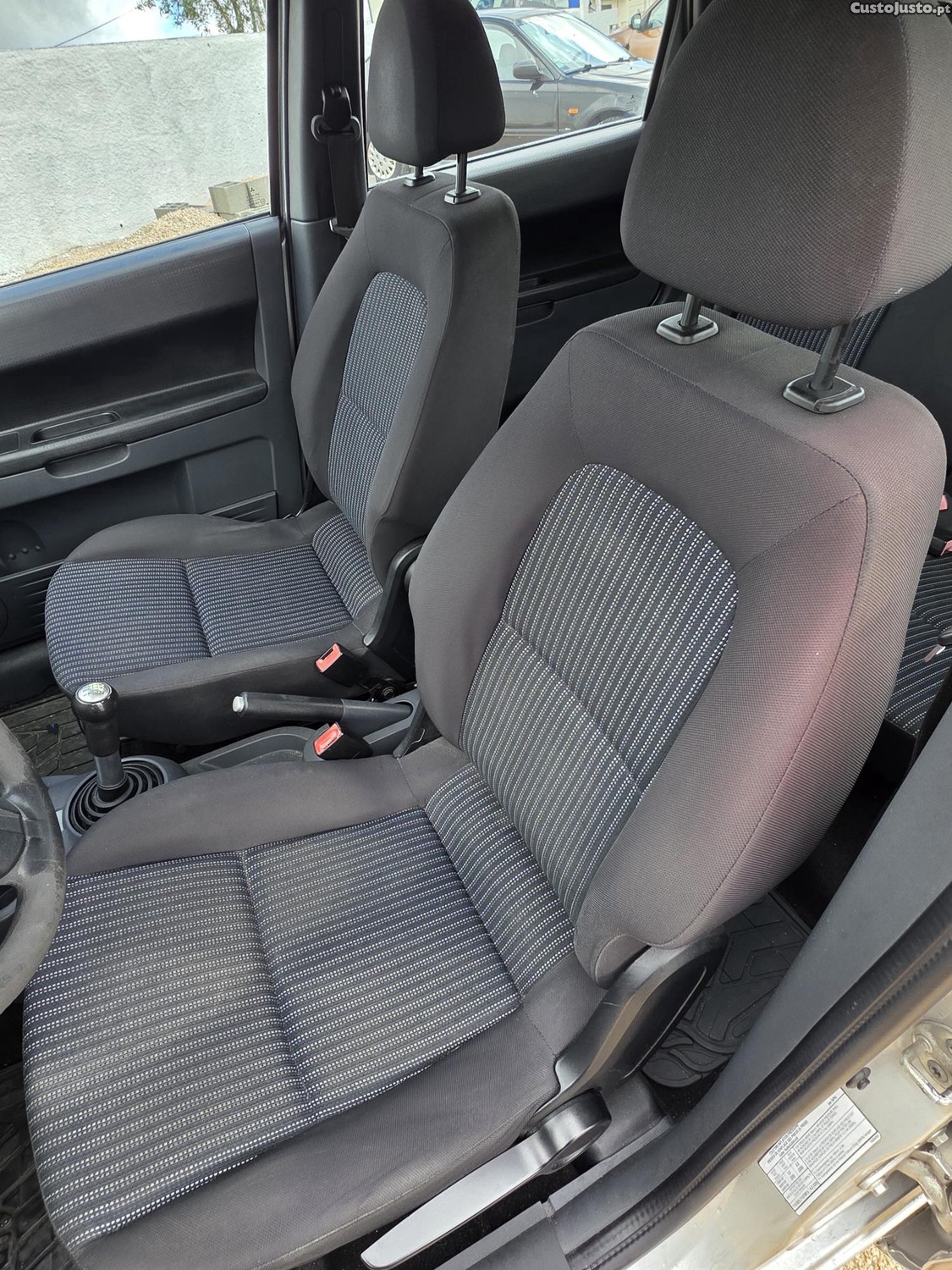 Mitsubishi Colt Z30 — fotografia 3