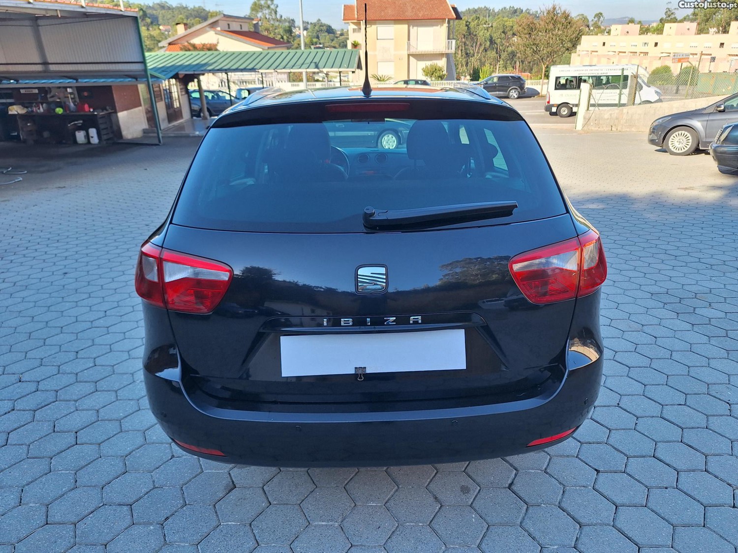 Seat Ibiza ST 1.6 TDI STYLE - 11 — photo 4