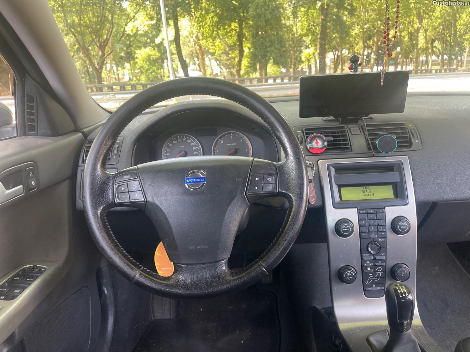 Volvo S40 Sport — fotografia 4