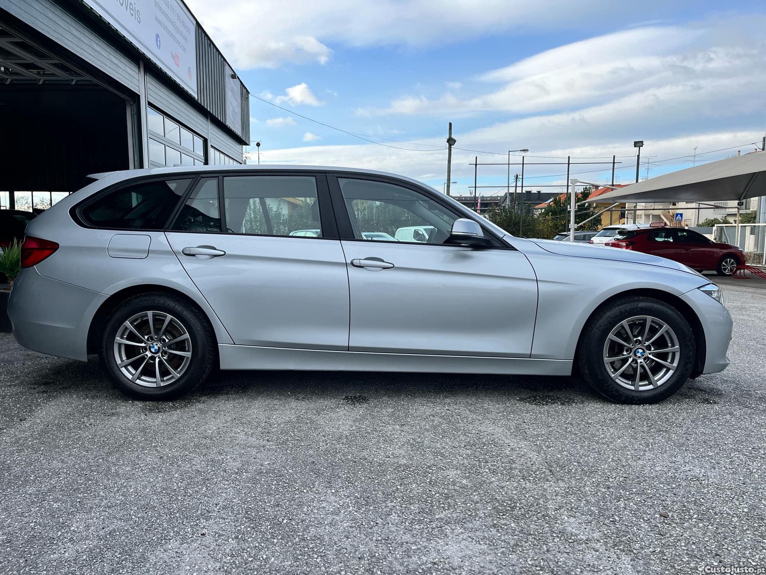 BMW 318 Touring Advantage — fotografia 16