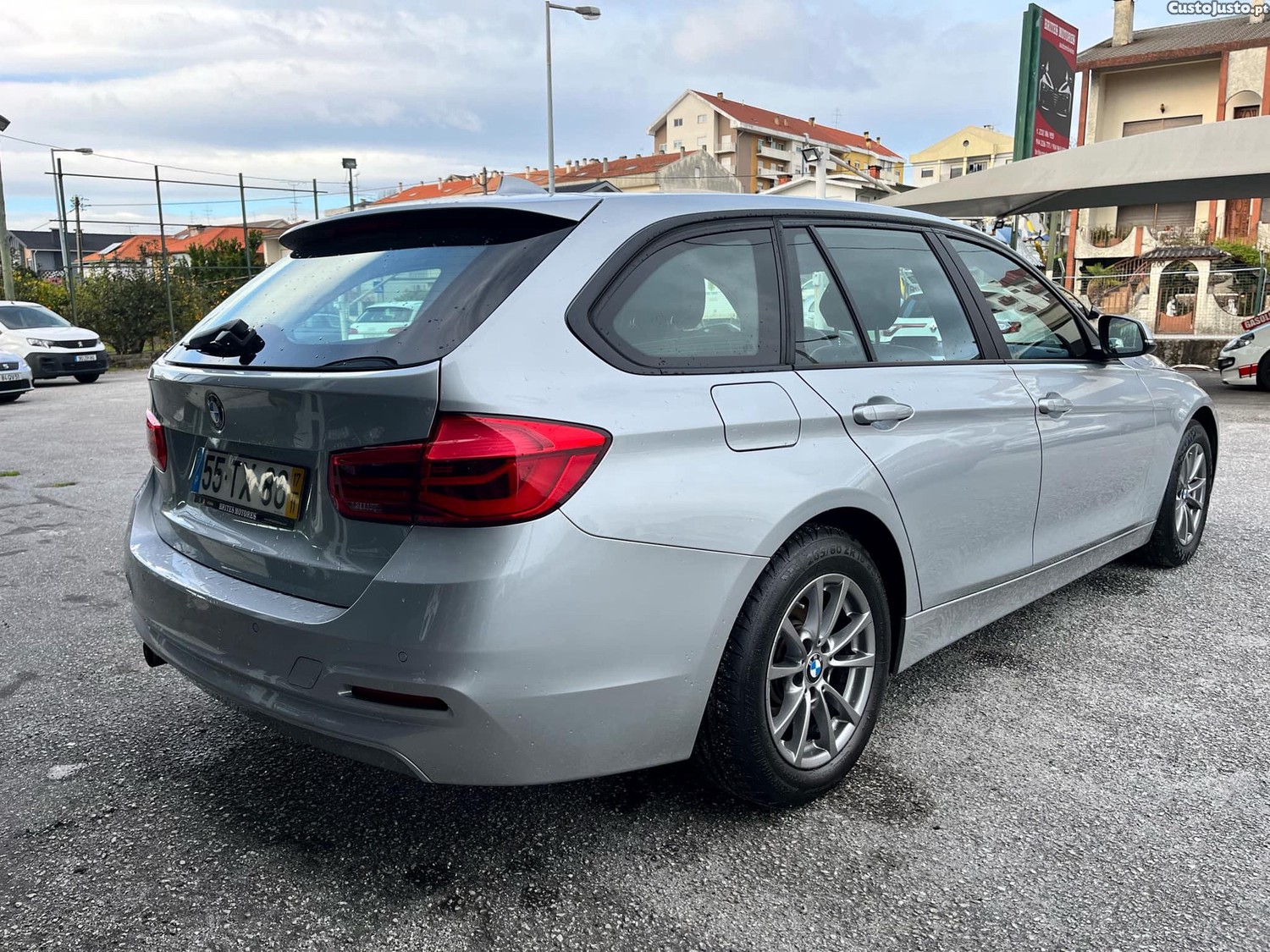 BMW 318 Touring Advantage — fotografia 13
