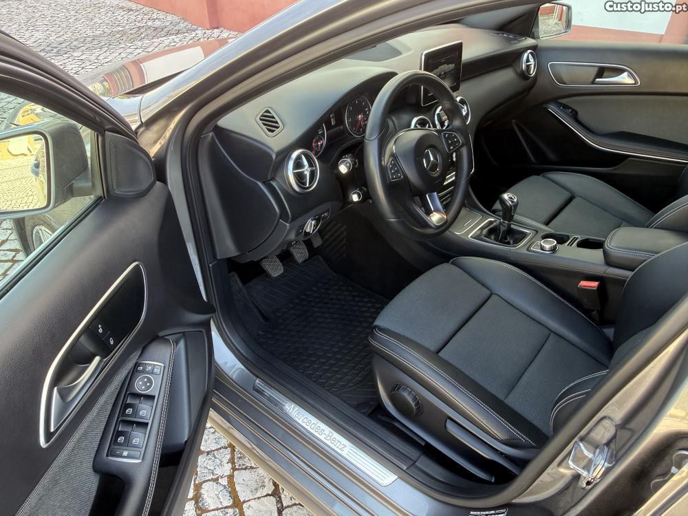 Mercedes-Benz A 180 d Style Novíssimo — fotografia 7