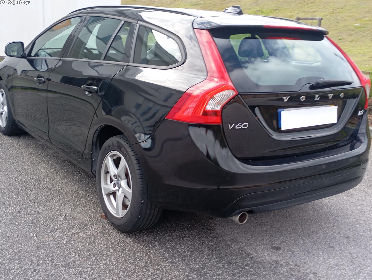 Volvo V60 D2 Nacional — photo 3