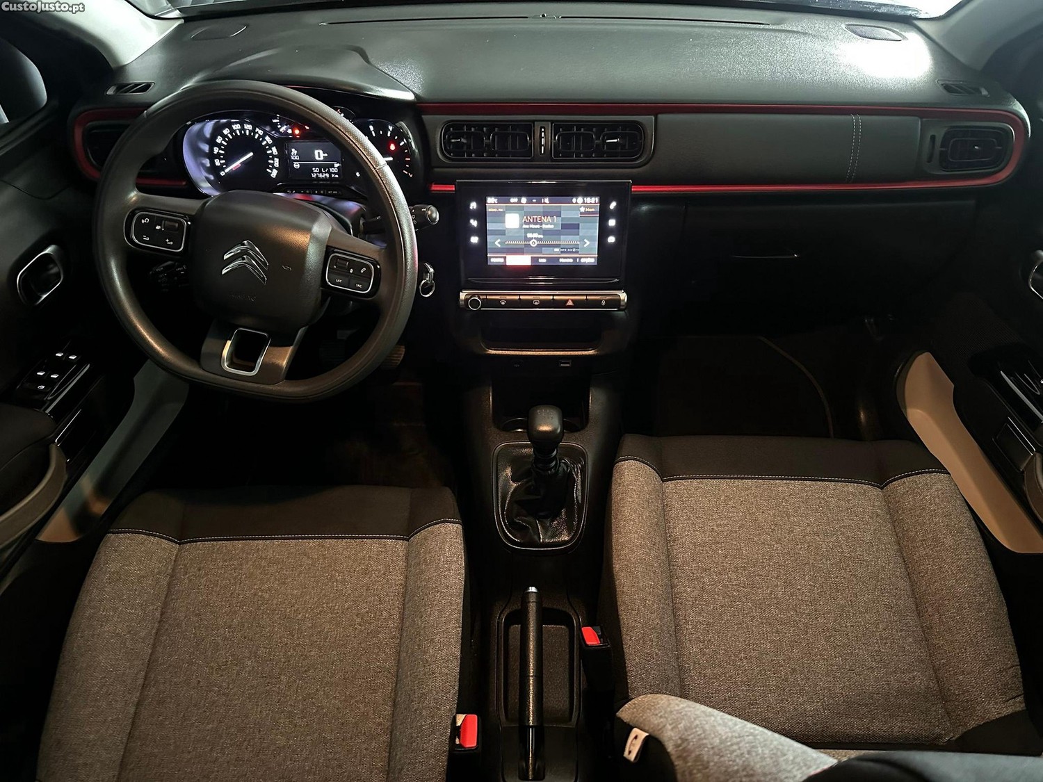 Citroën C3 1.5 BlueHDi C-Series — fotografia 13