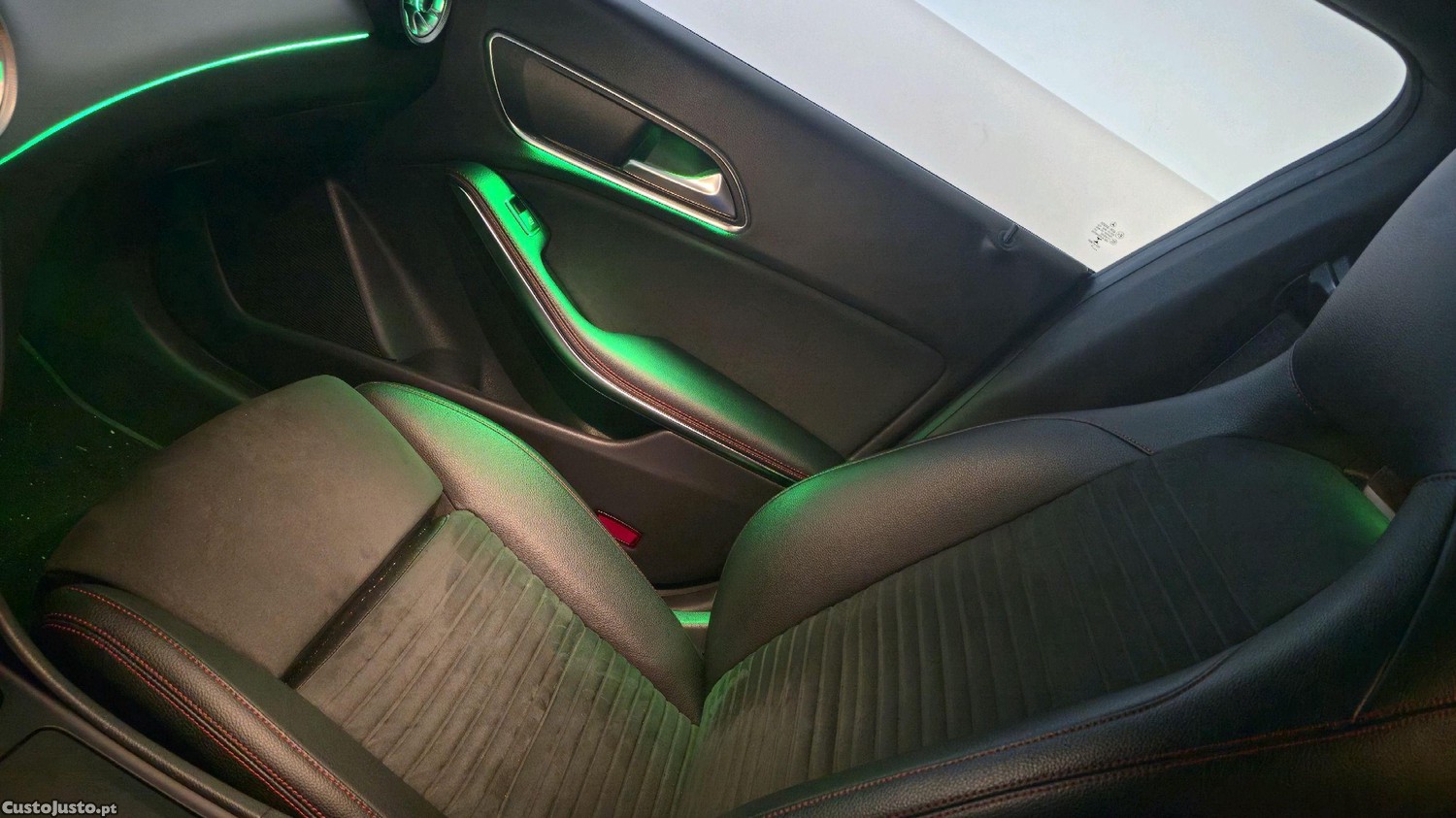Mercedes-Benz CLA 220 amg — fotografia 3