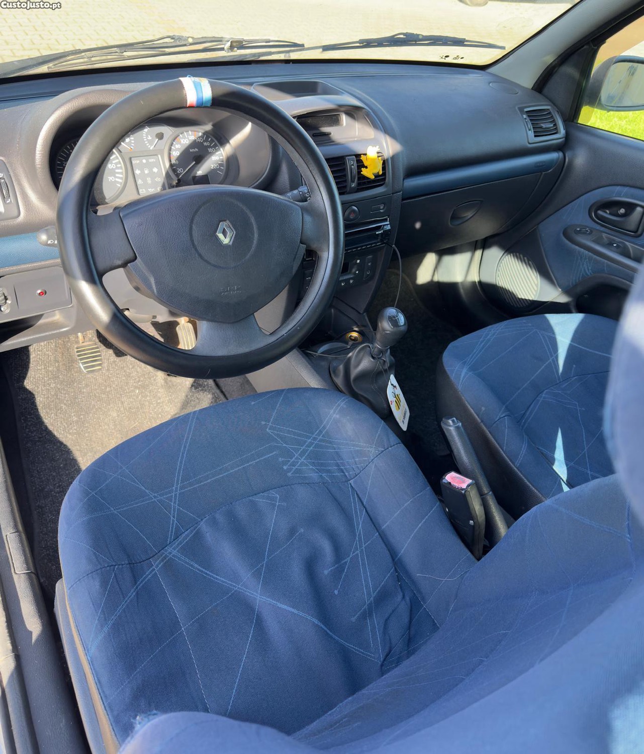 Renault Clio - — fotografia 2