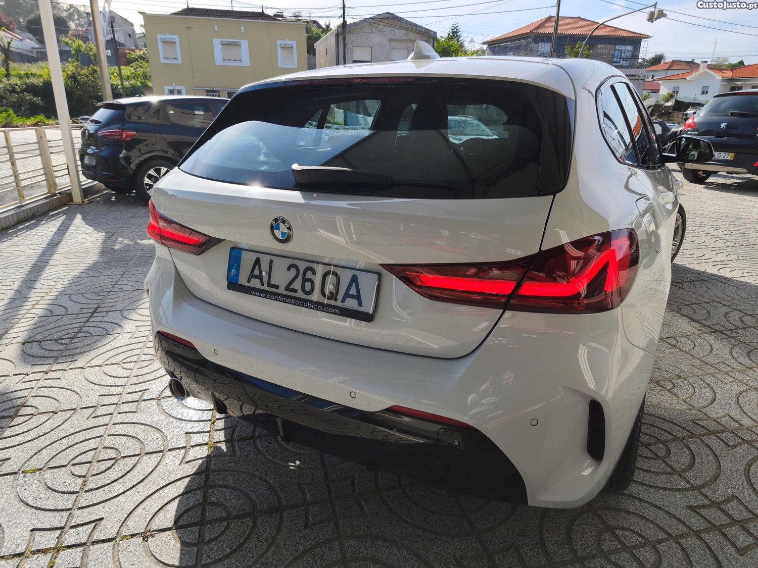 BMW 116 d Pack M 32 mil kms — fotografia 20